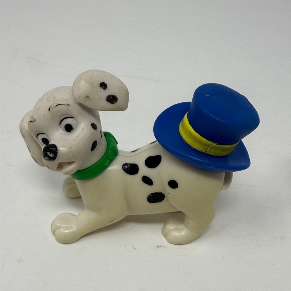 Vintage Walt Disney 101 Dalmatian Figurines - White and Black 3” Christmas Toys - Picture 3 of 5